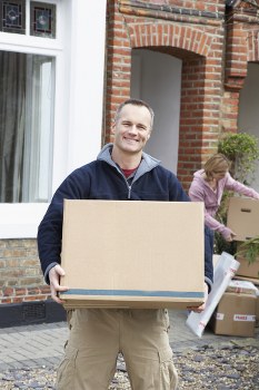 Removal team preparing a home move in Debauvoirtown